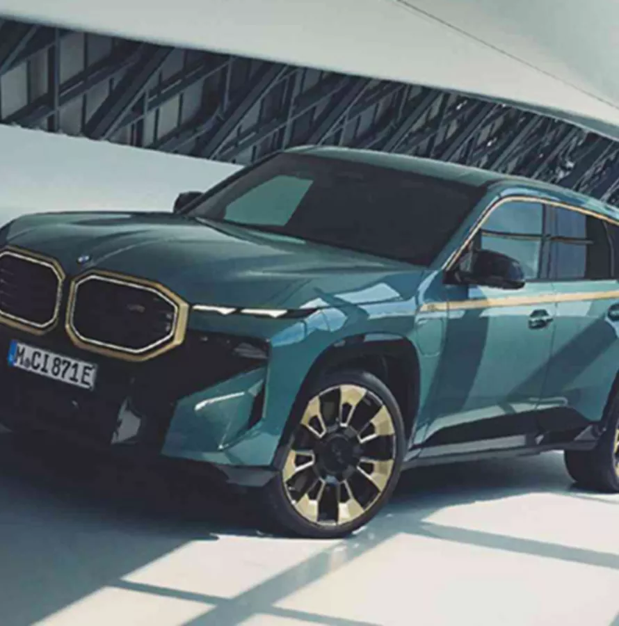 BMW XM