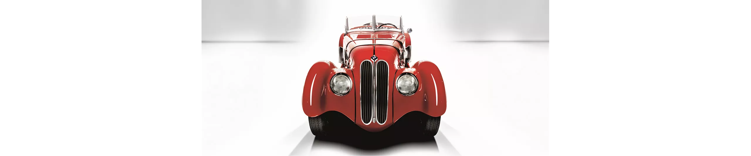 正式創立於1916年3月7日的BMW，全名為Bayerische Motoren Werke GmbH
