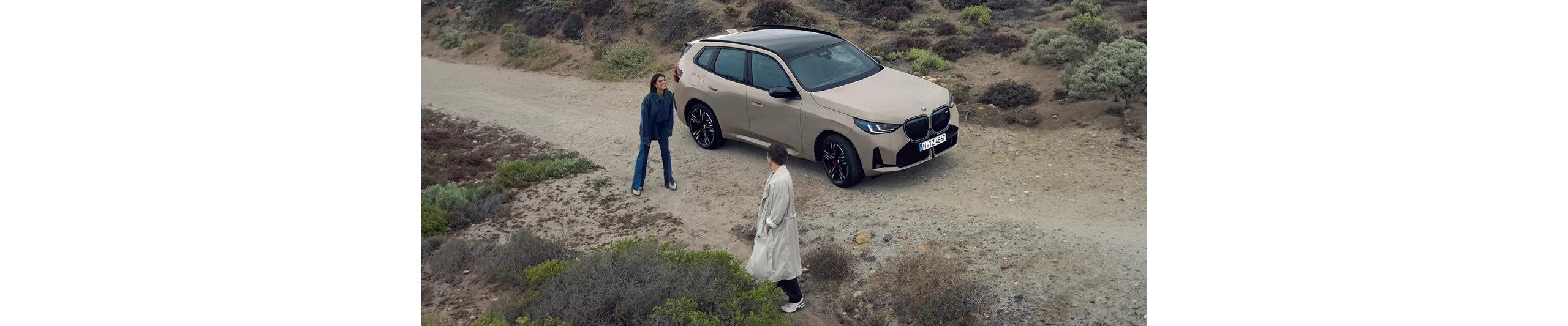 為了讓車主們深度領略BMW X家族的全能魅力，現場將特別展出BMW X3與X5等指標性豪華運動休旅