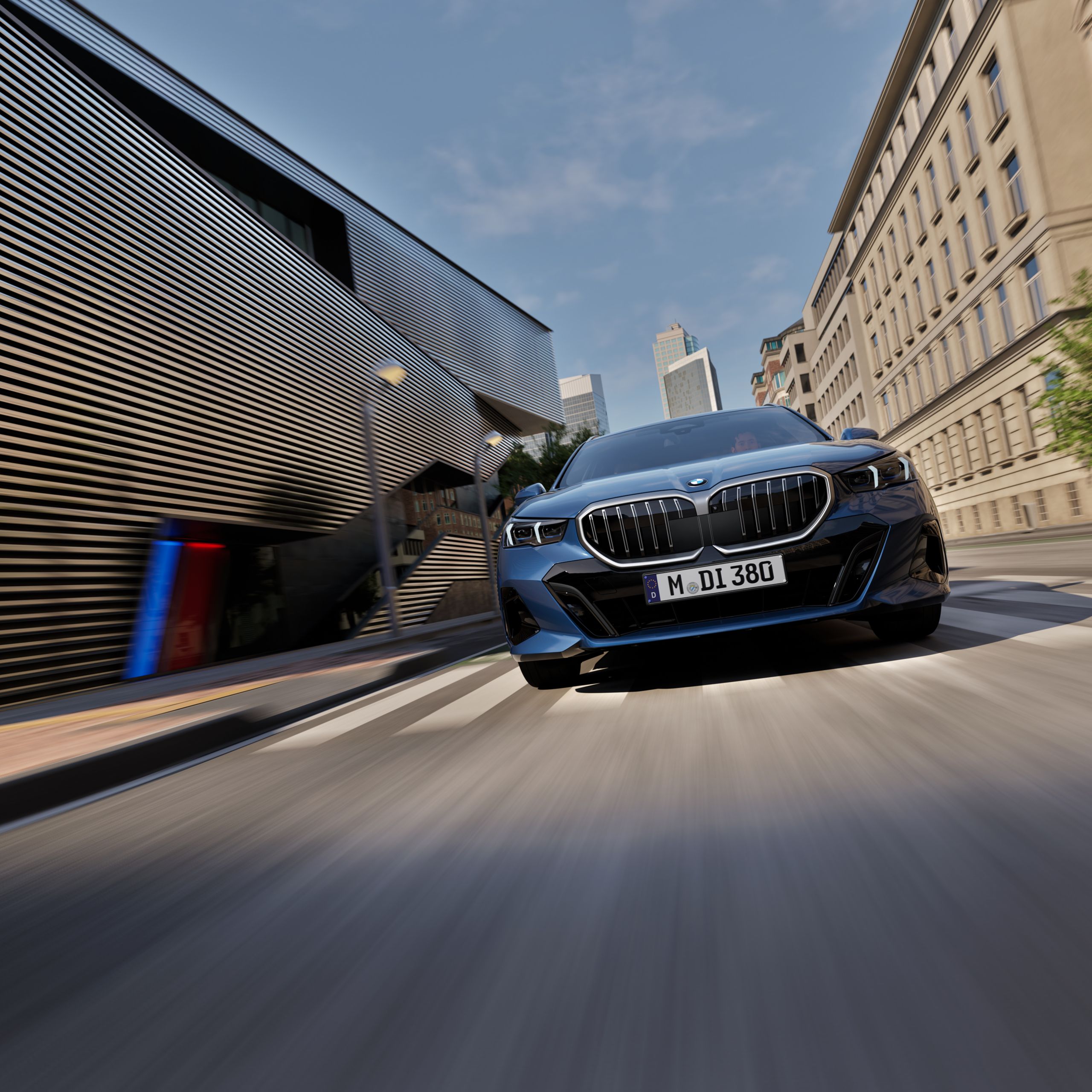 全新世代BMW 5系列Touring（G61），BMW飾光水箱護罩