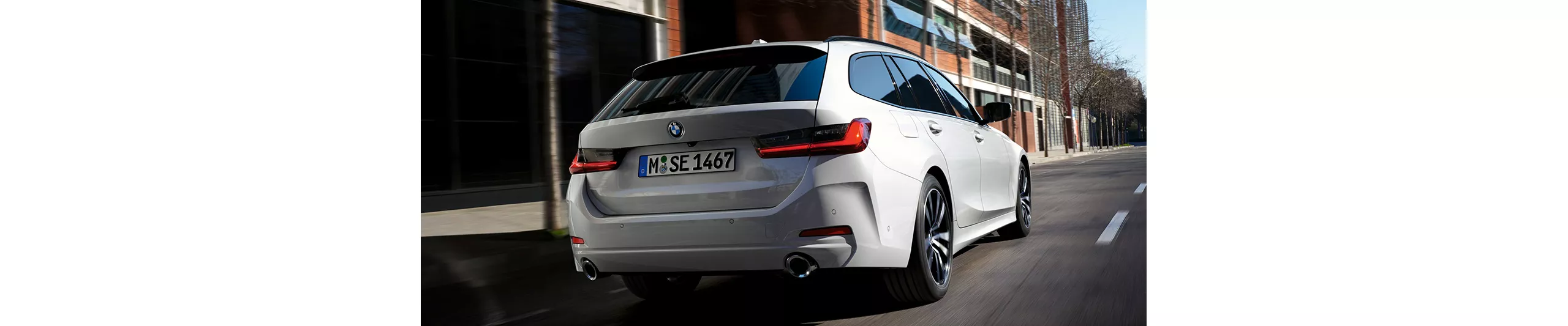 動能表現搭載BMW TwinPower Turbo直列四缸汽油引擎，配備Steptronic八速手自排變速箱，最大可輸出156匹馬力