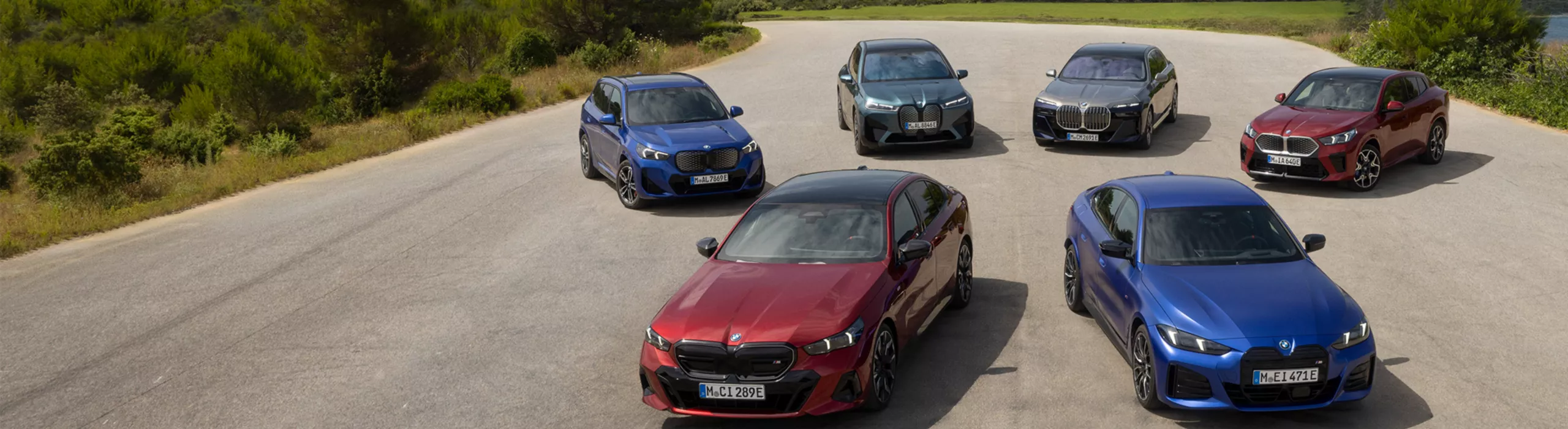 BMW i系列車系照，BMW i系列休旅車、四門跑車以及房車