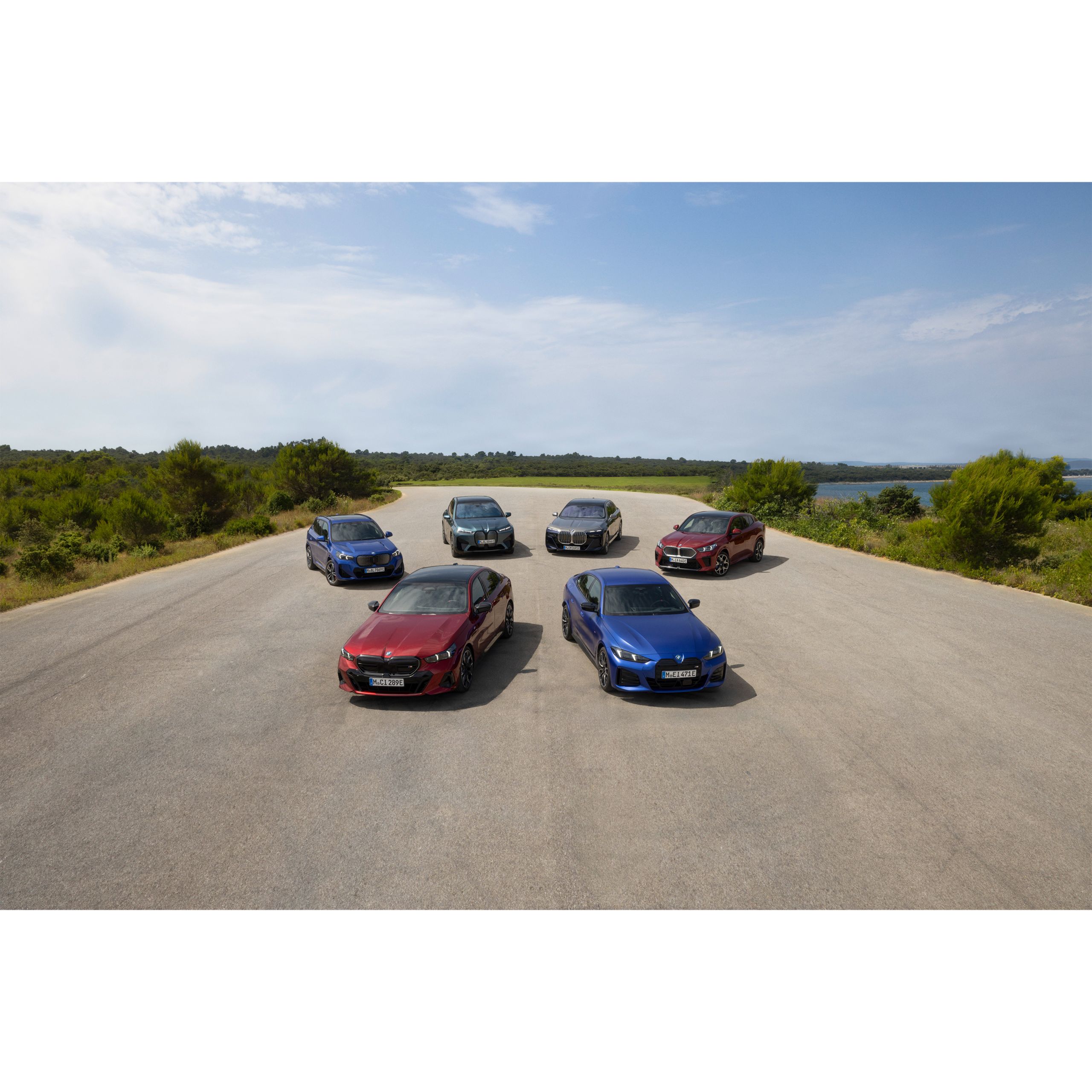 BMW i系列車系照，BMW i系列休旅車、四門跑車以及房車