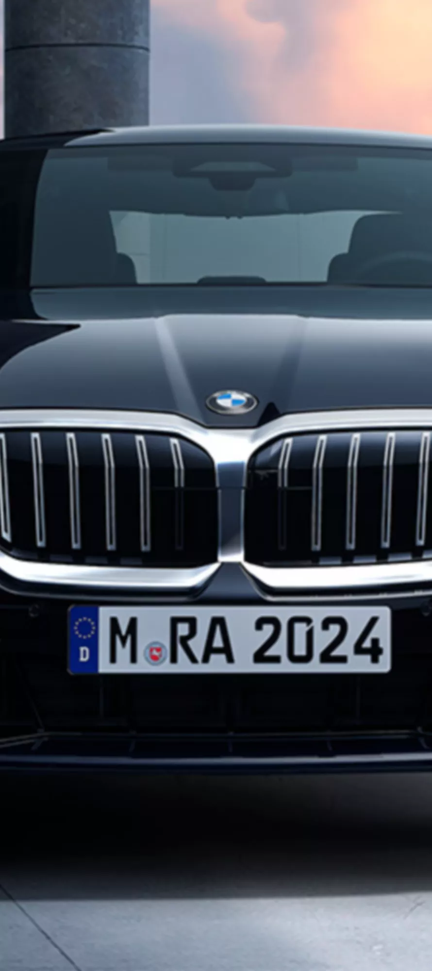 BMW 5系列，豪華房車，正車頭視角