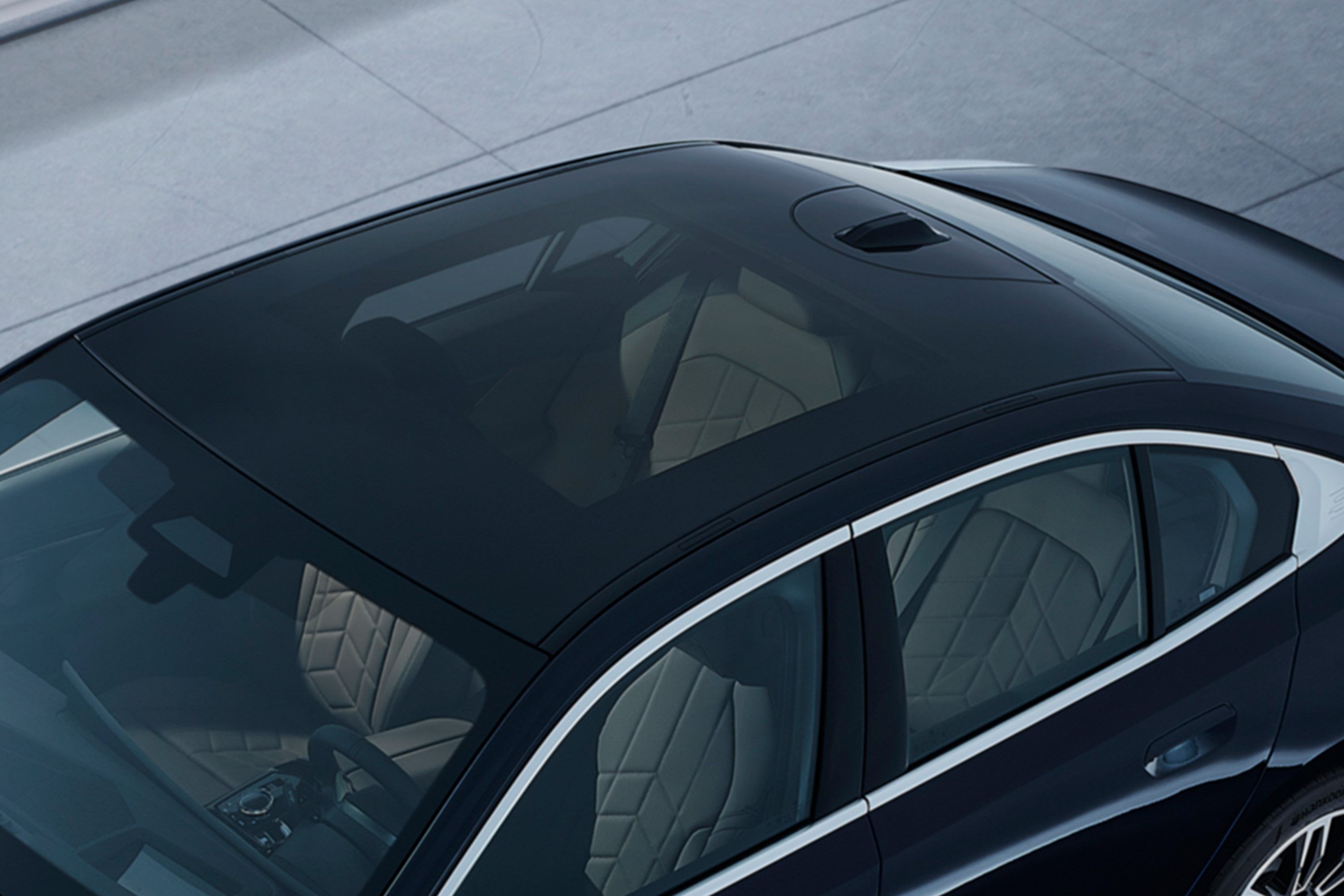 BMW 5系列，豪華房車，全景式玻璃車頂