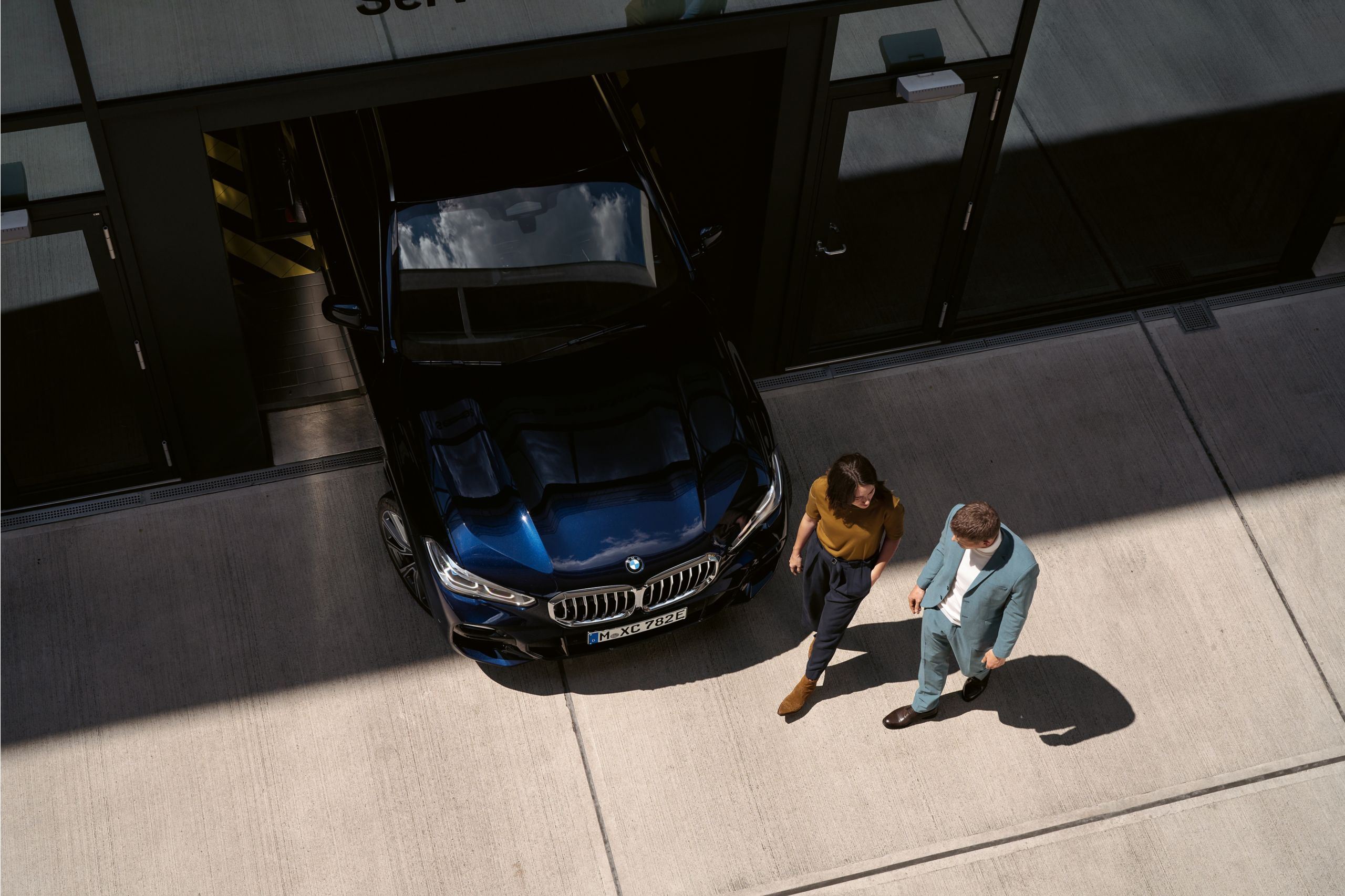 BMW iX