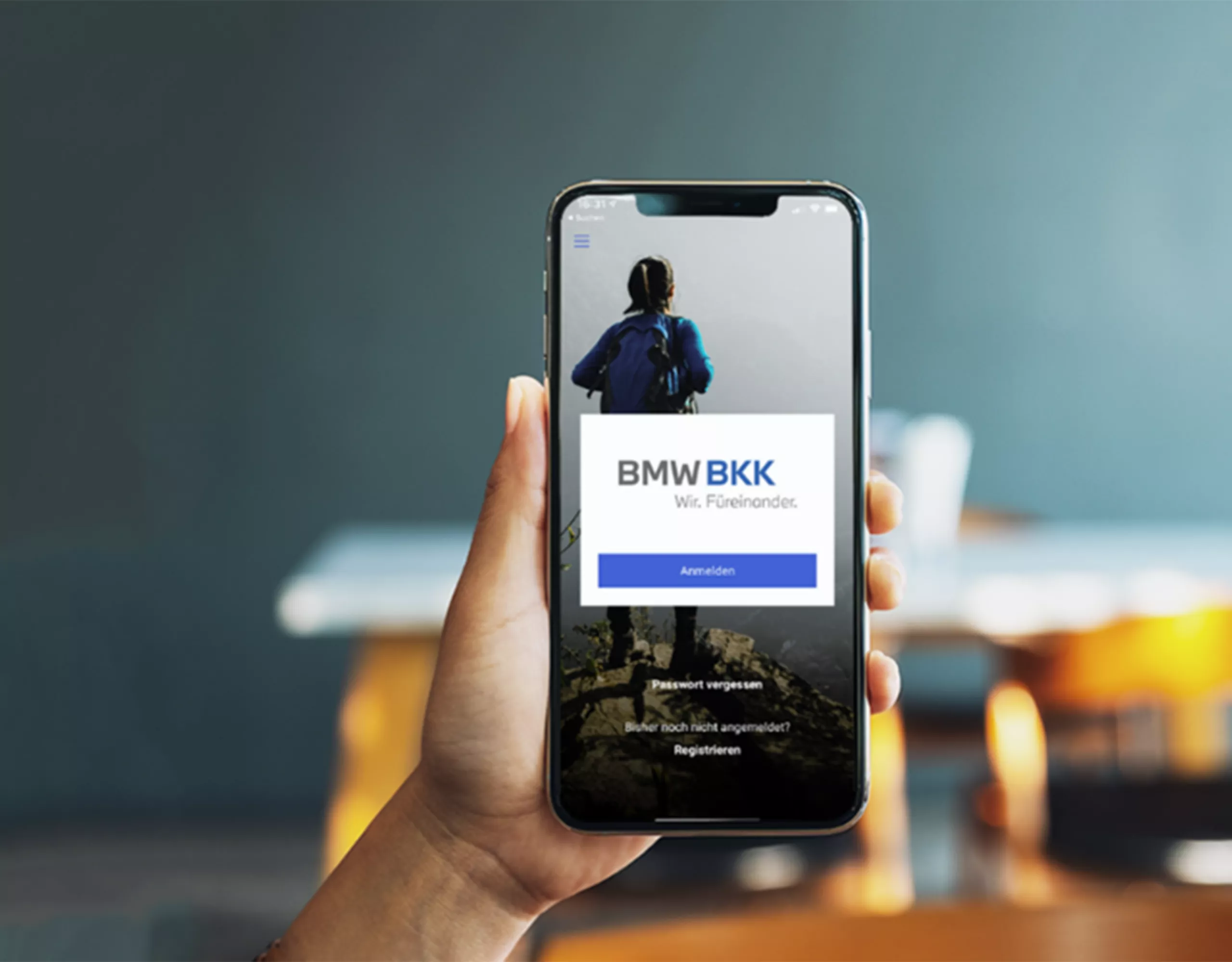 BMW BKK App am Handy