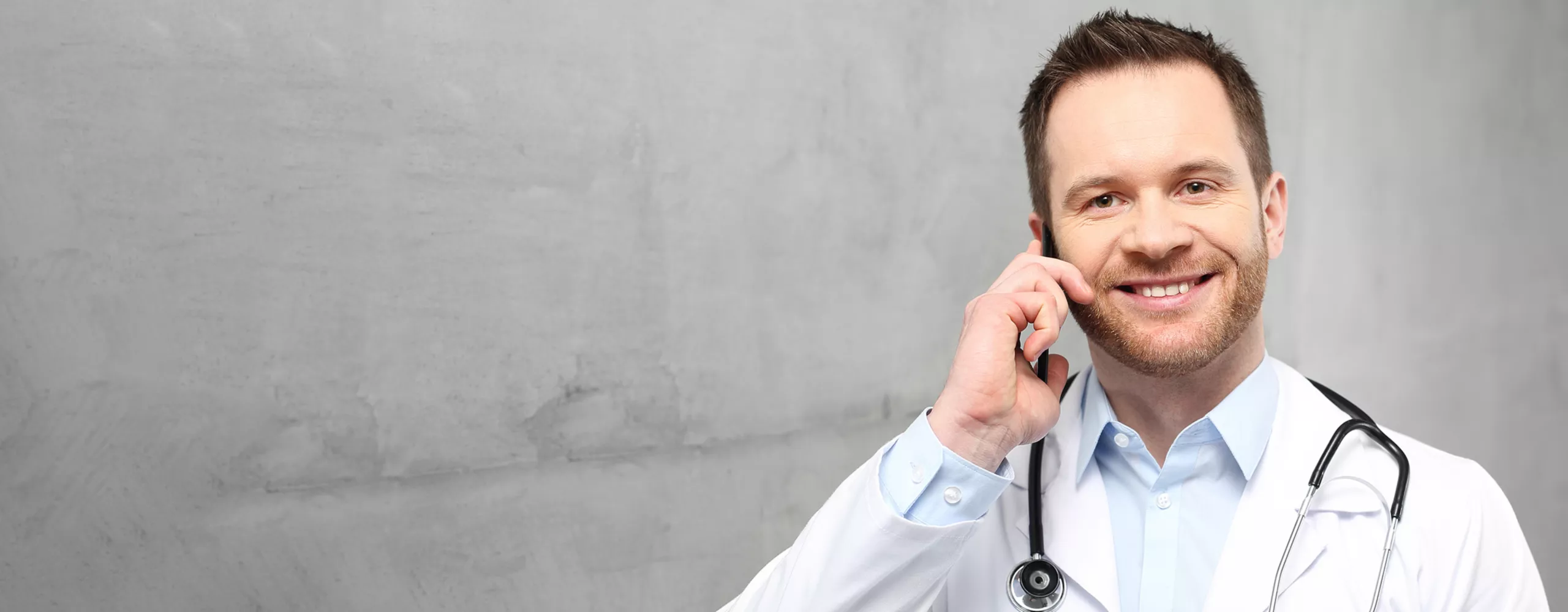 Arzt am Telefon
