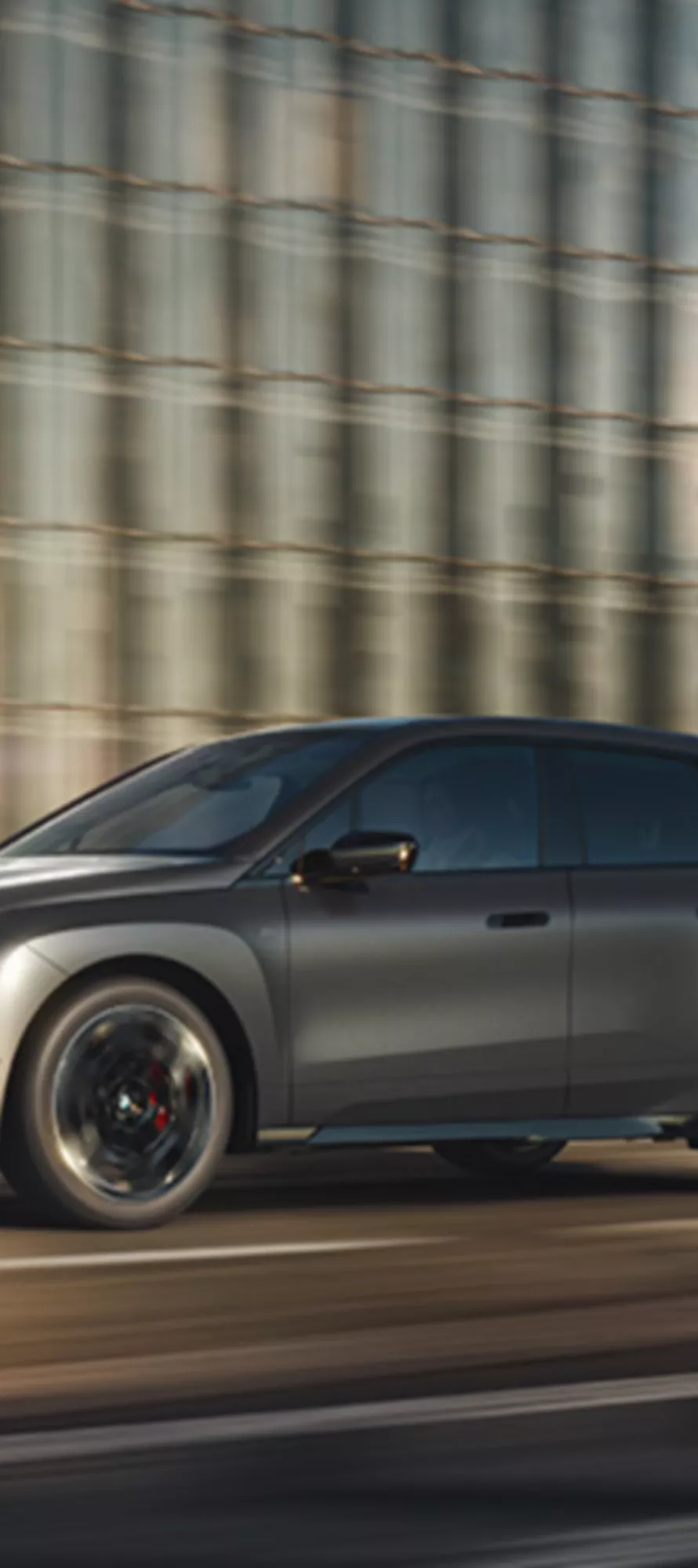 BMW iX M70 xDrive The First Edition
