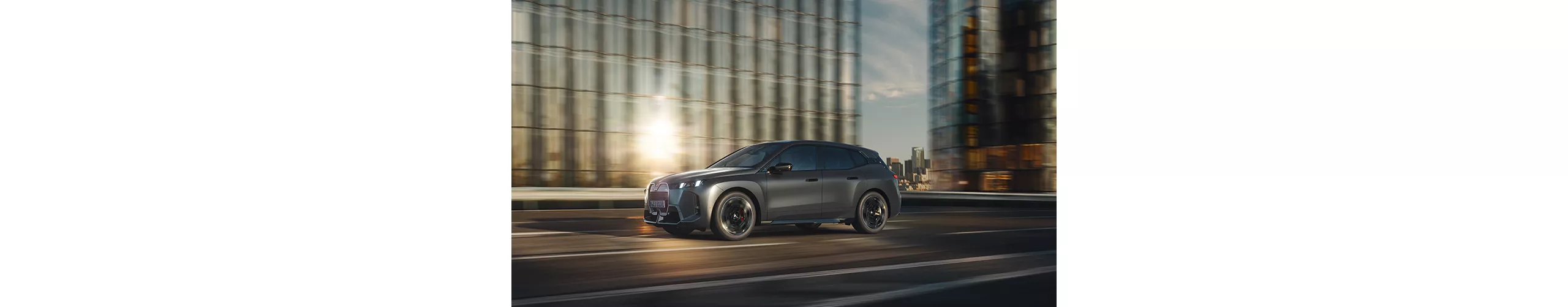 BMW iX M70 xDrive The First Edition
