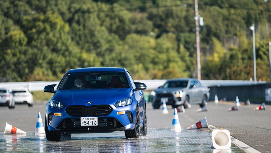 敢えてスピンさせることで、コーナリングの限界を知る。