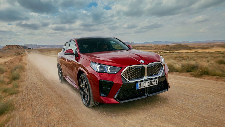 BMW独自のインテリジェント4輪駆動システム「BMW xDrive」