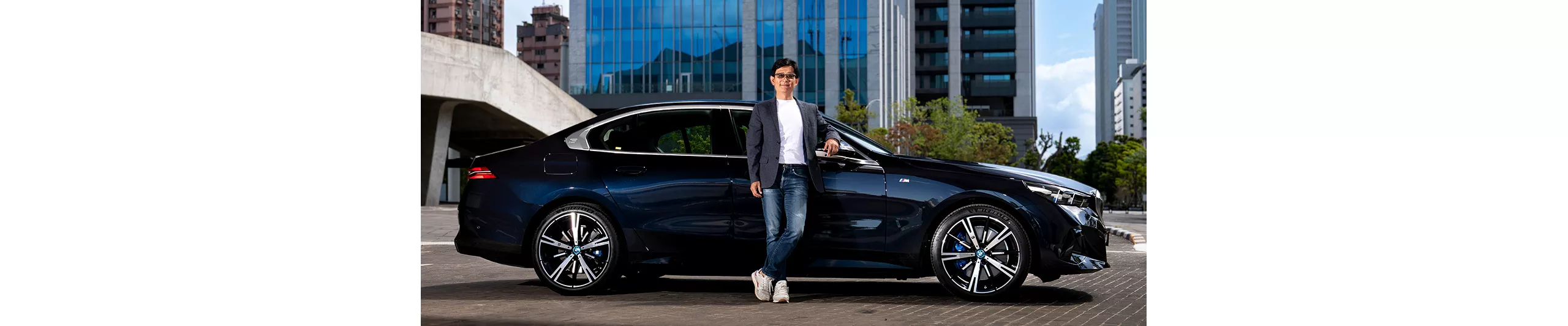 接觸BMW i5時，陶韻智不僅關注電動車如何重新定義駕駛與乘坐的整體體驗，更觀察科技如何融入駕駛過程