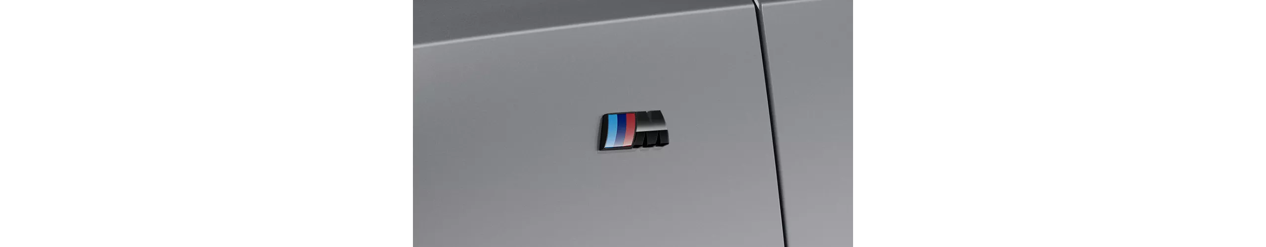 BMW M Performance Mロゴ・サイド ブラック・ハイグロス