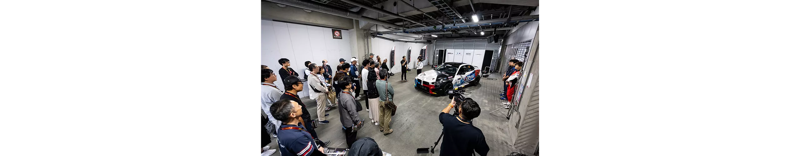レースを支える舞台裏