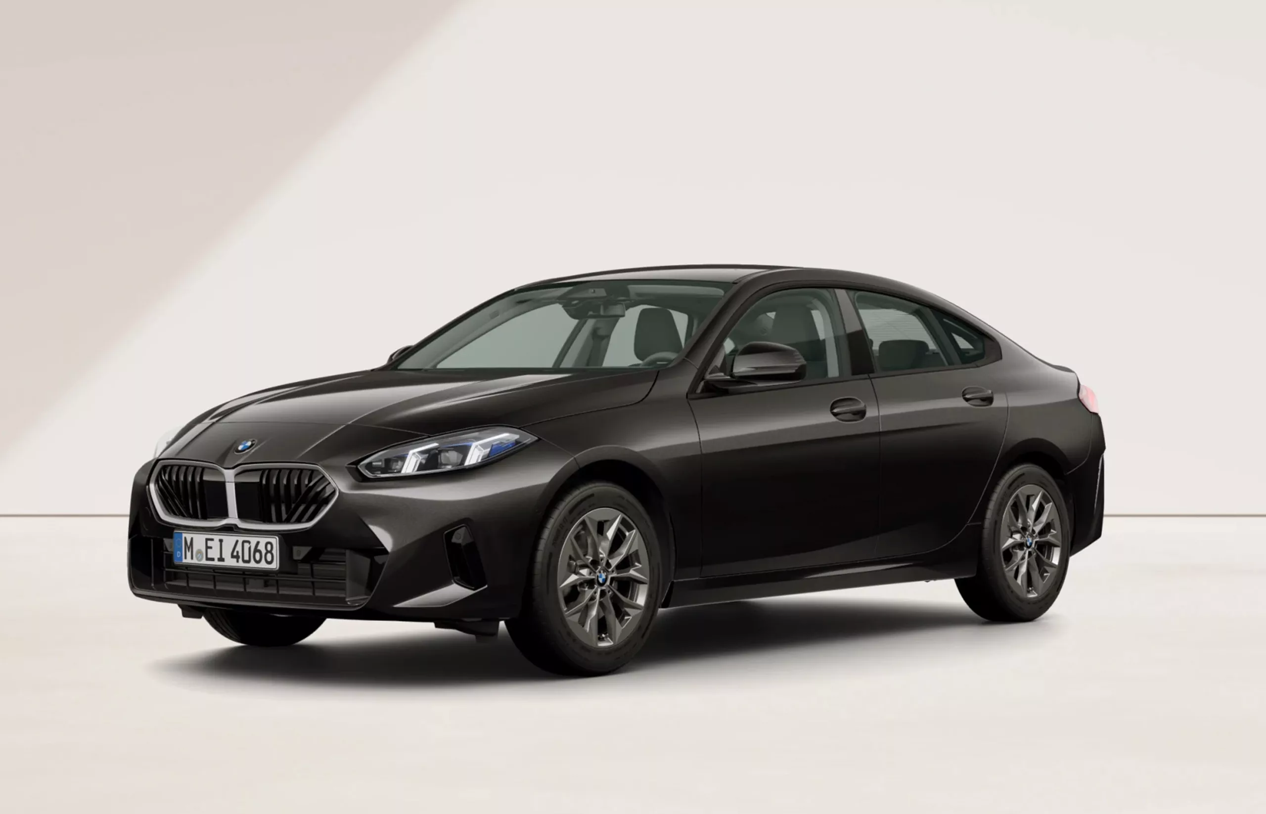 BMW 220 グラン クーペ original ブラック・サファイア（メタリック）