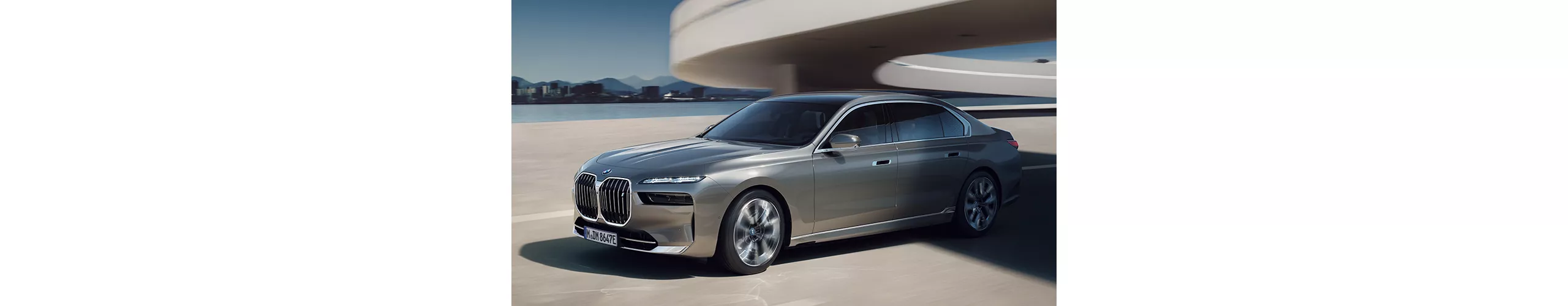 BMW i7