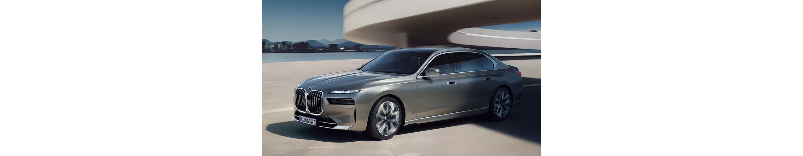BMW i7