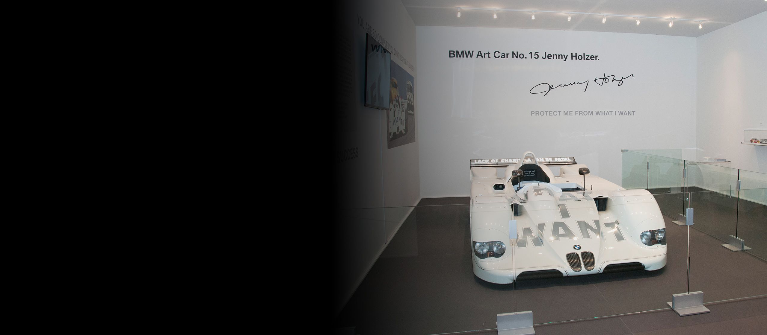 Jenny Holzer / BMW V12 LMR / 1999