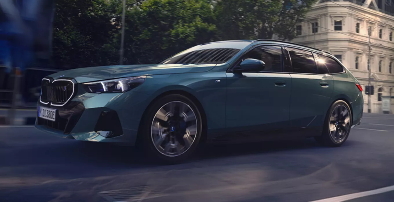 全新BMW i5 Touring（25/26年式）