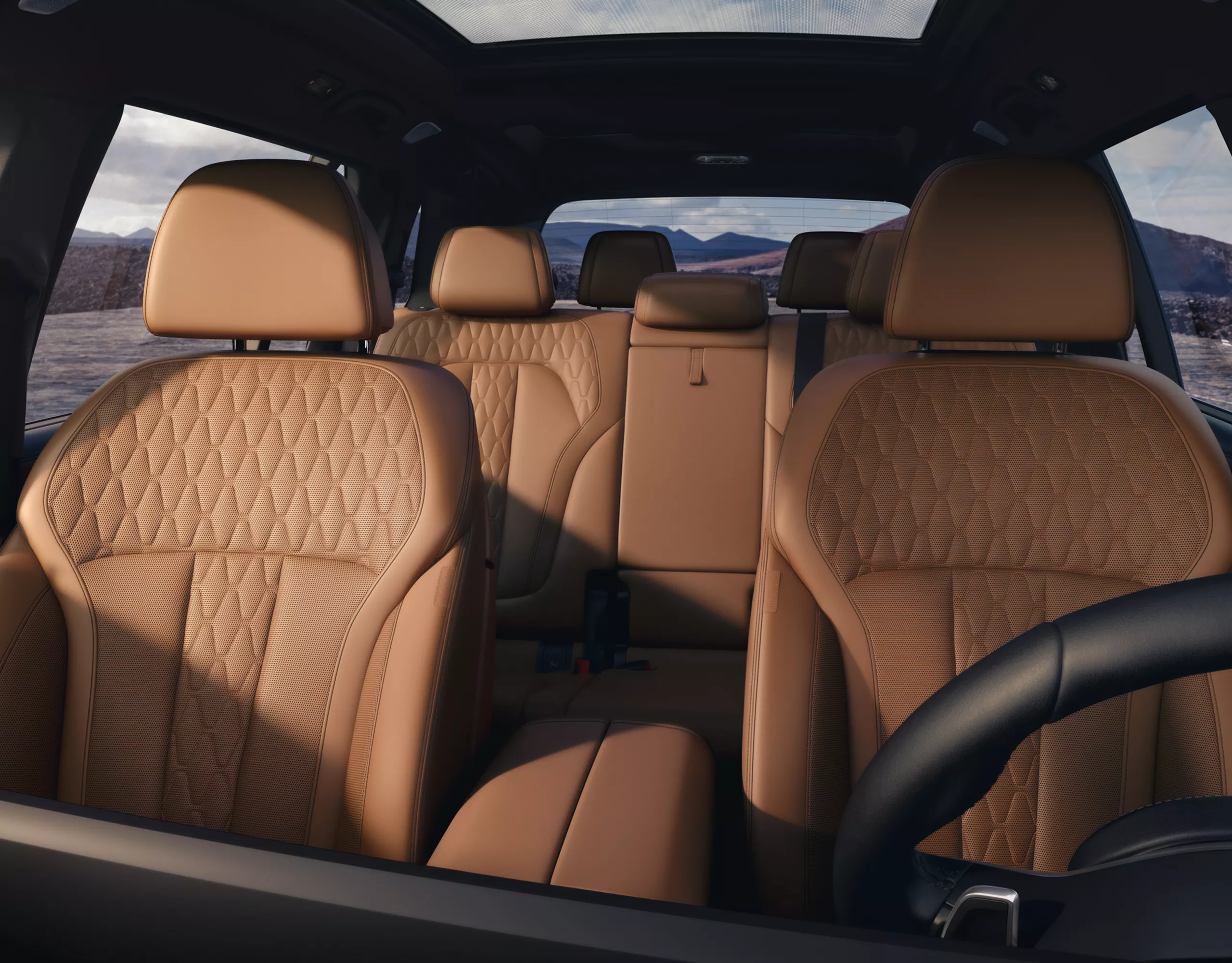 BMW X7，獨立調整座椅配置與折疊後排座椅