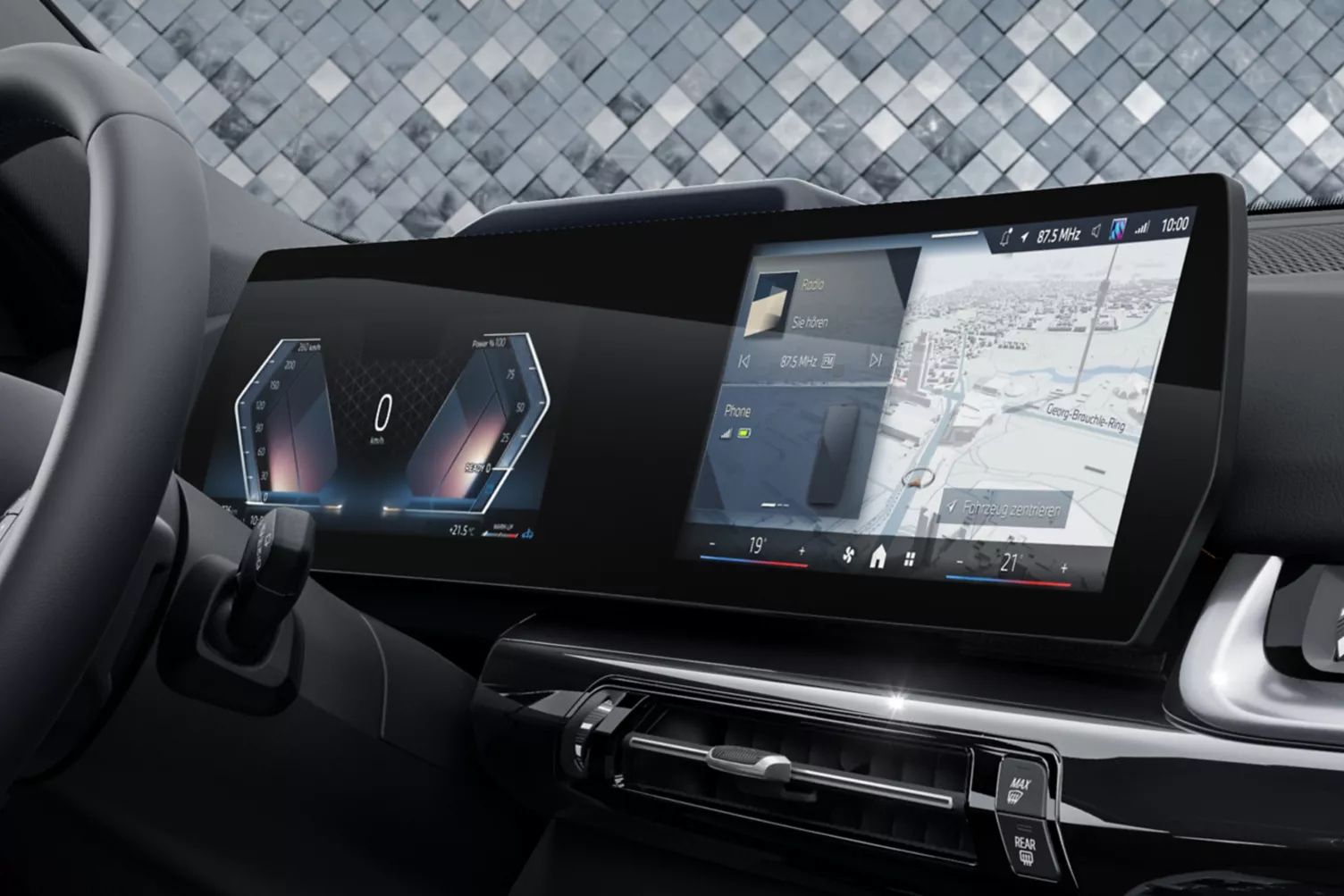 BMW X1，懸浮式曲面螢幕 