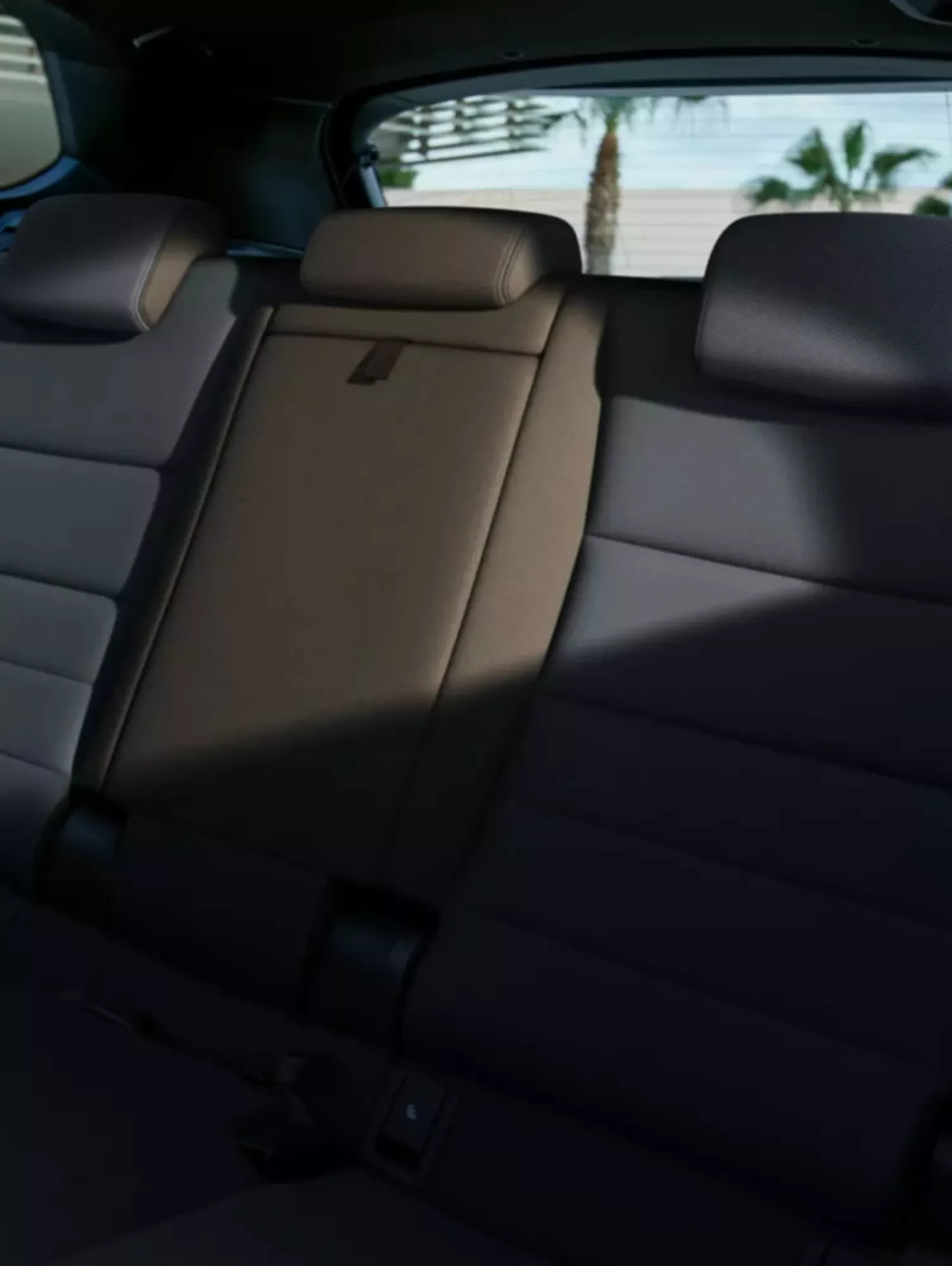 BMW X1，後座座椅 