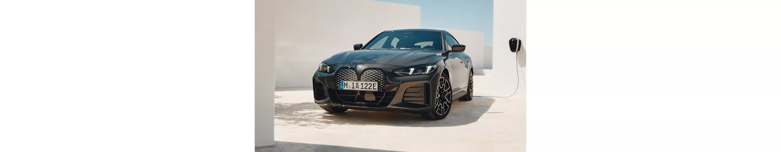 全新BMW i4純電轎跑