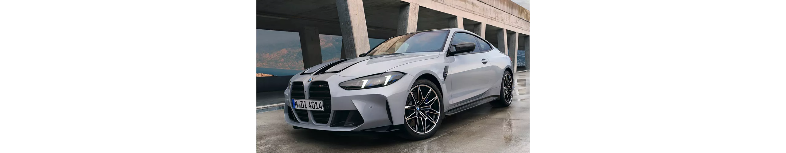 BMW M4雙門跑車