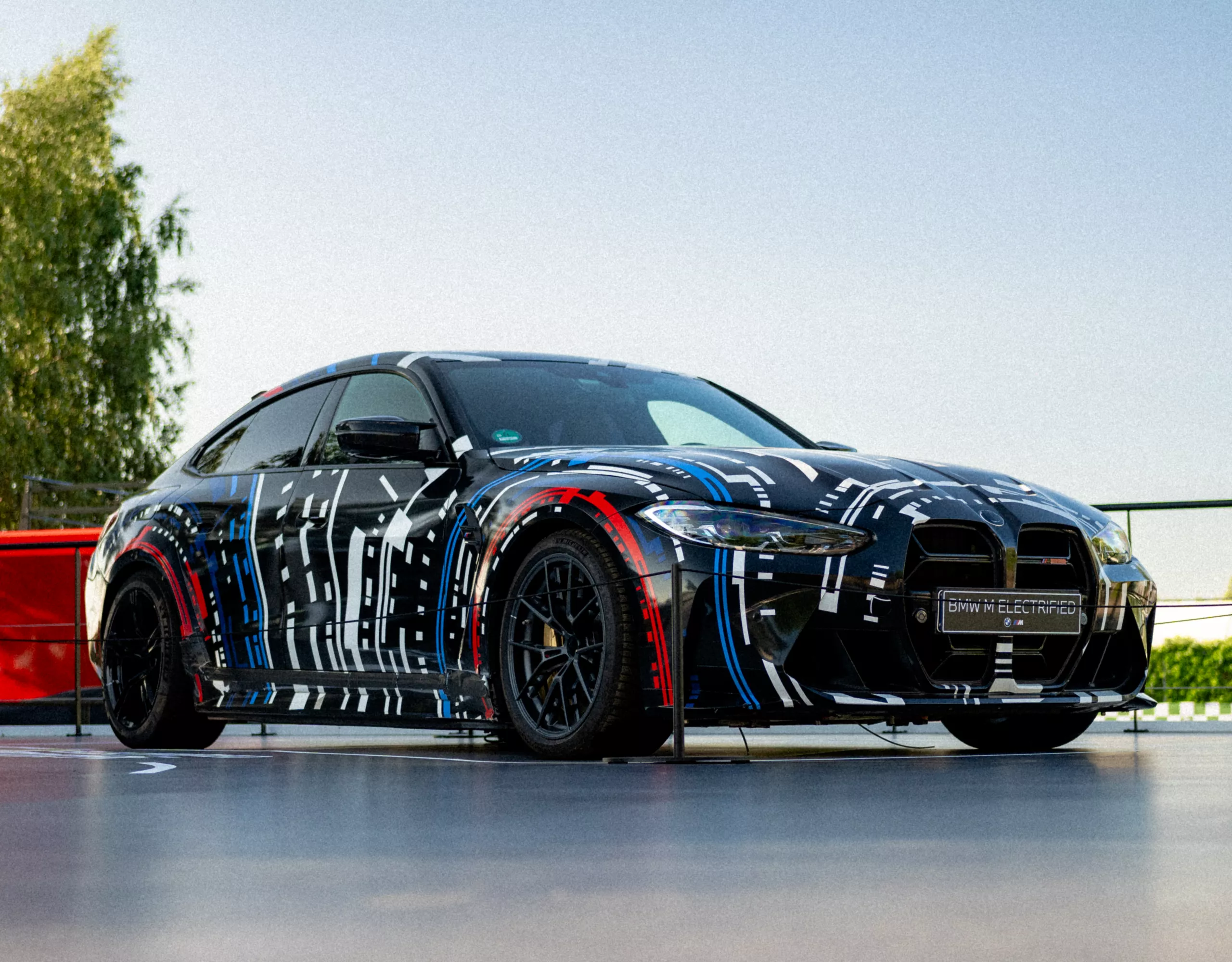 BMW M ELECTRIFIED : prototype M 100% électrique.