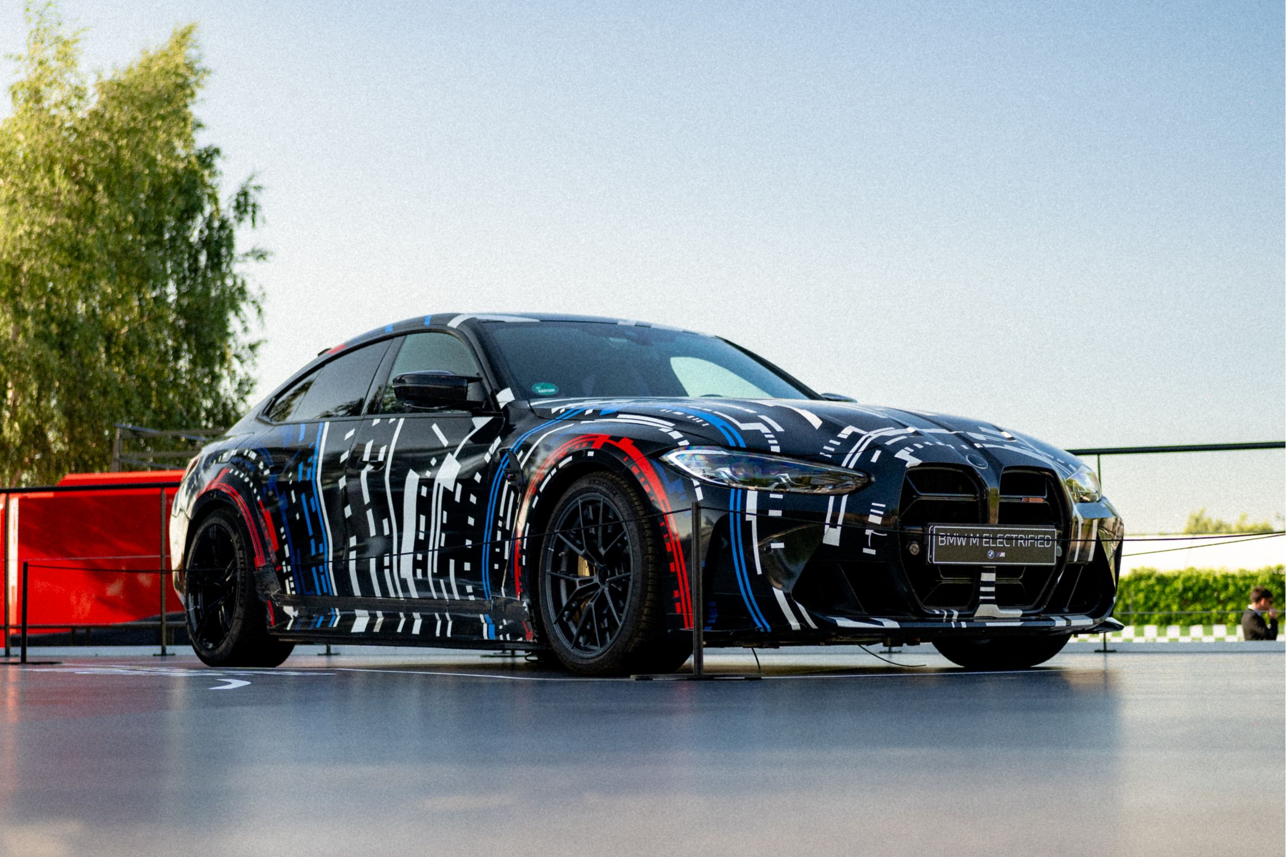 BMW M ELECTRIFIED : prototype M 100% électrique.