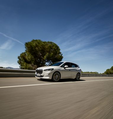 BMW 2 Series Active Tourer white front view