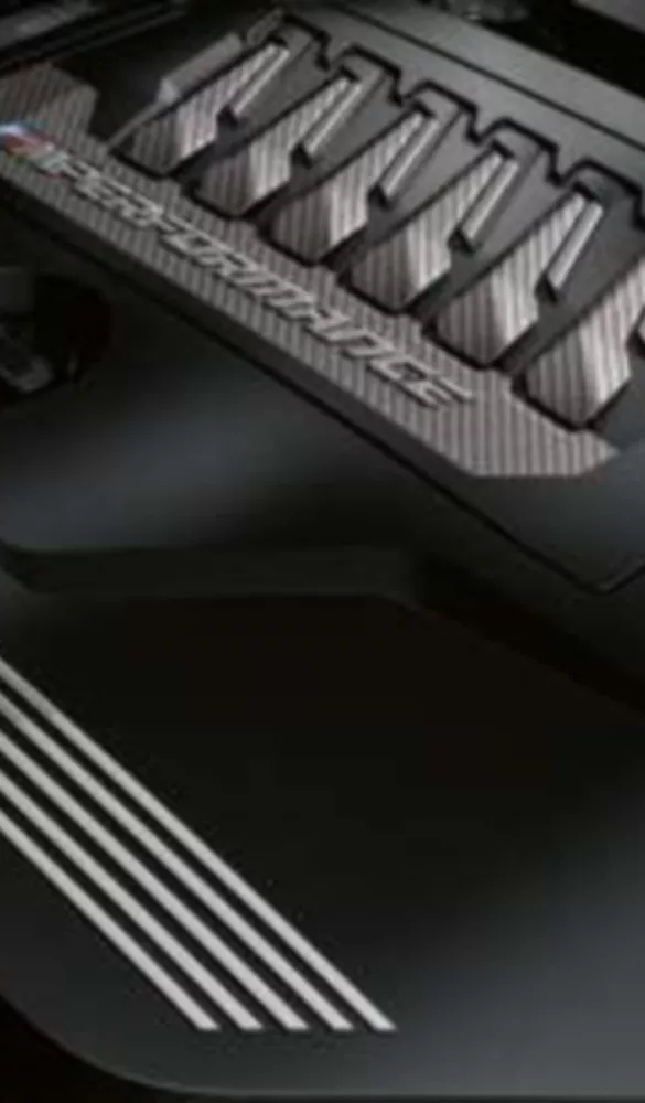 M TwinPower Turbo inline 6-cylinder petrol engine.