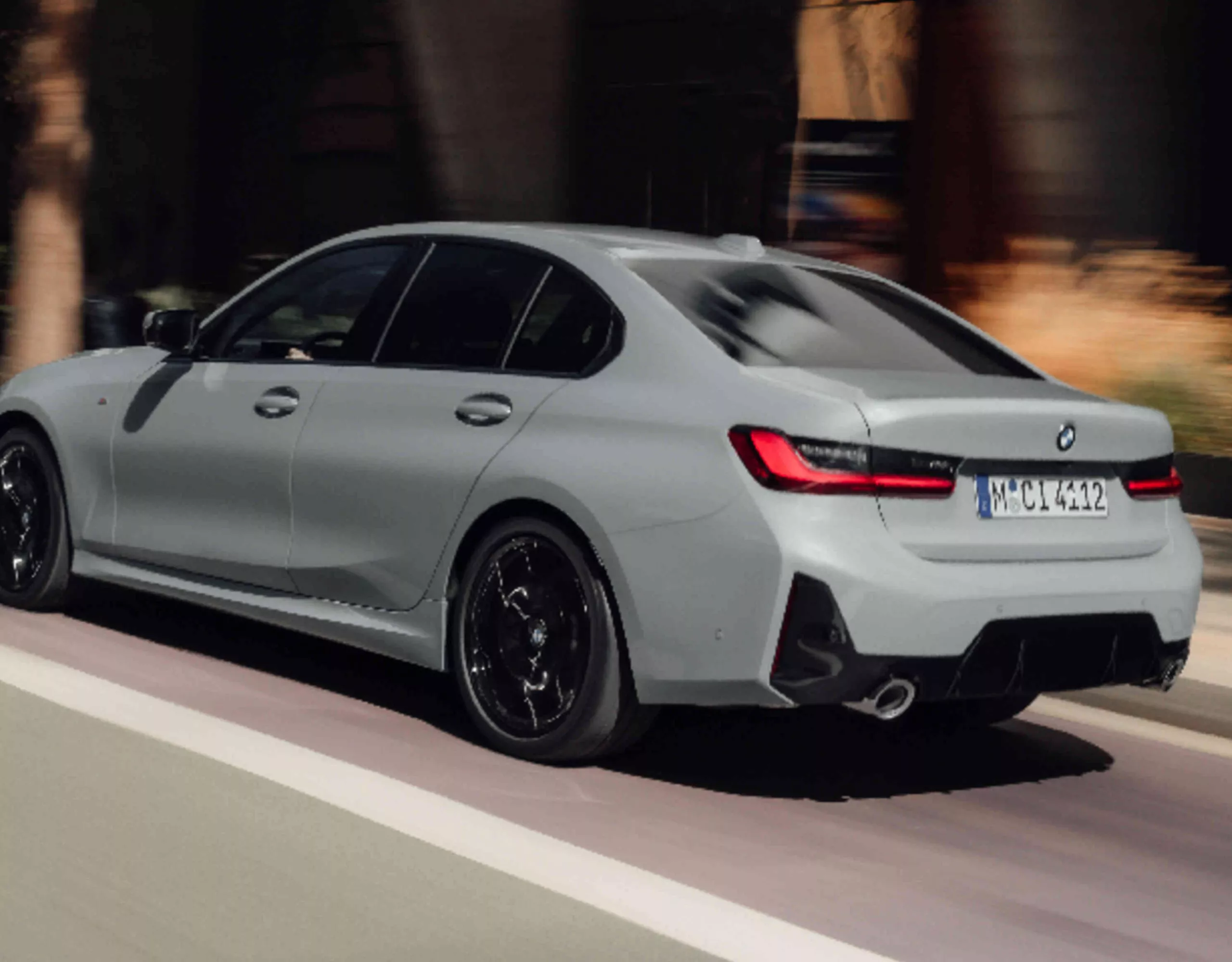 M Highgloss Shadow Line‏ BMW סדרה 3 סדאן פלאג-אין הייבריד