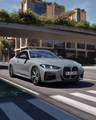 BMW 4 Series Coupé grey front view 