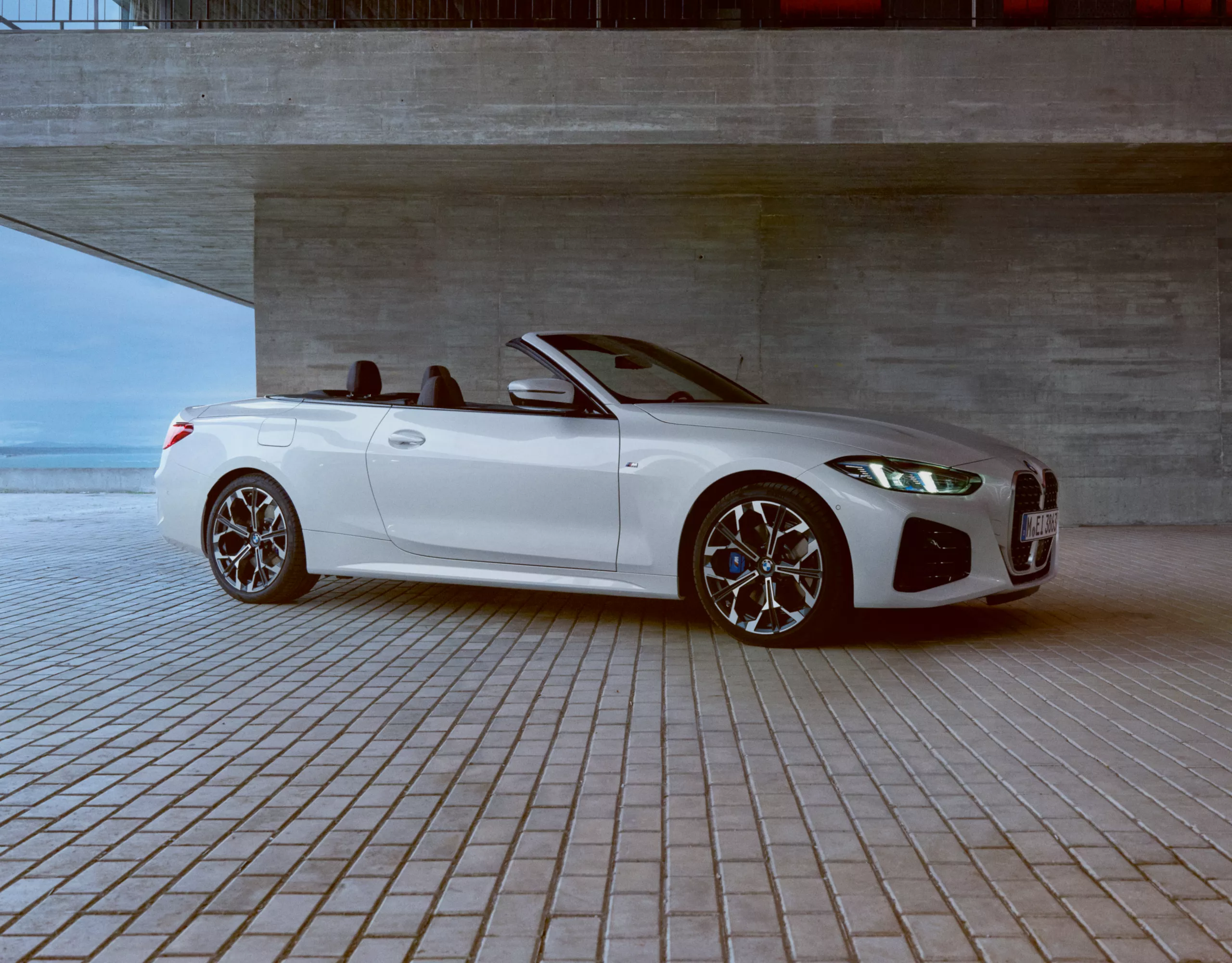 BMW 4 Series Cabrio white front view