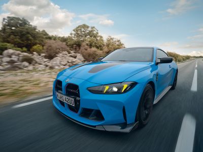 BMW M4 CS blue front view
