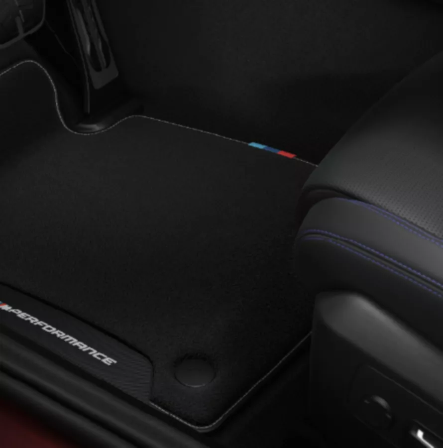  2_Series-all-weather_floor_mats_front.jpg