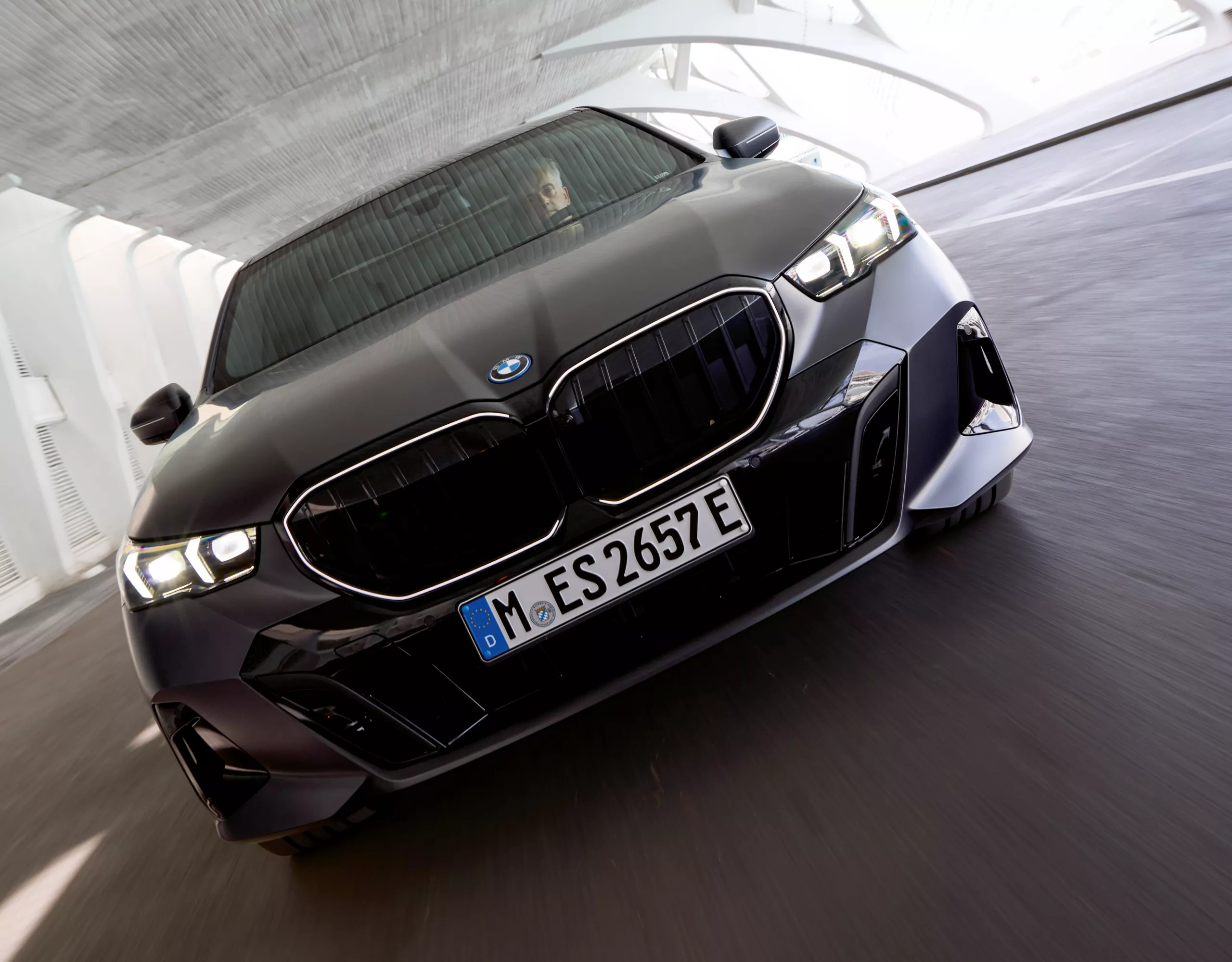 BMW 5 Series Plug-in Hybrid black front view