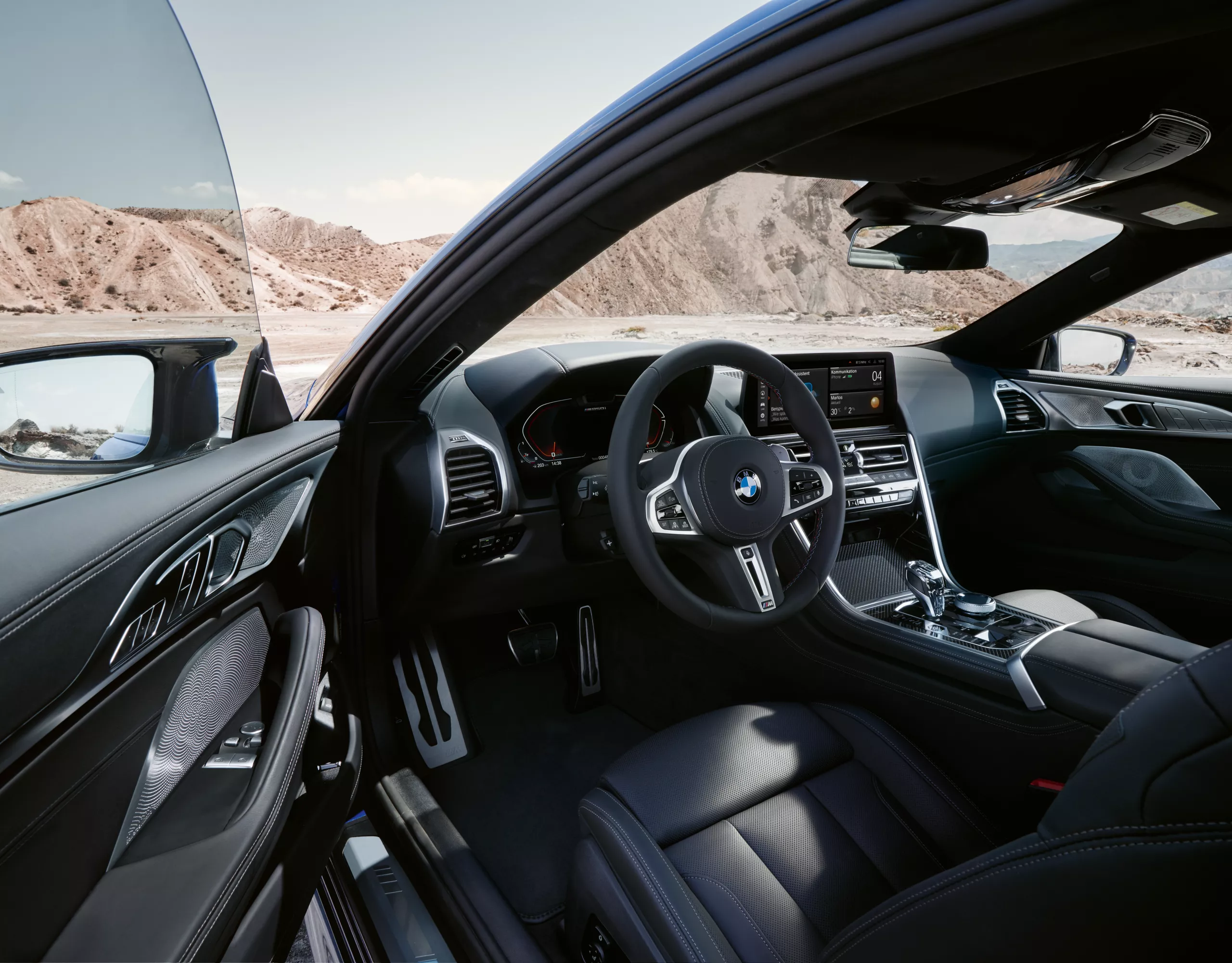 BMW 8 Series Coupé M blue interior