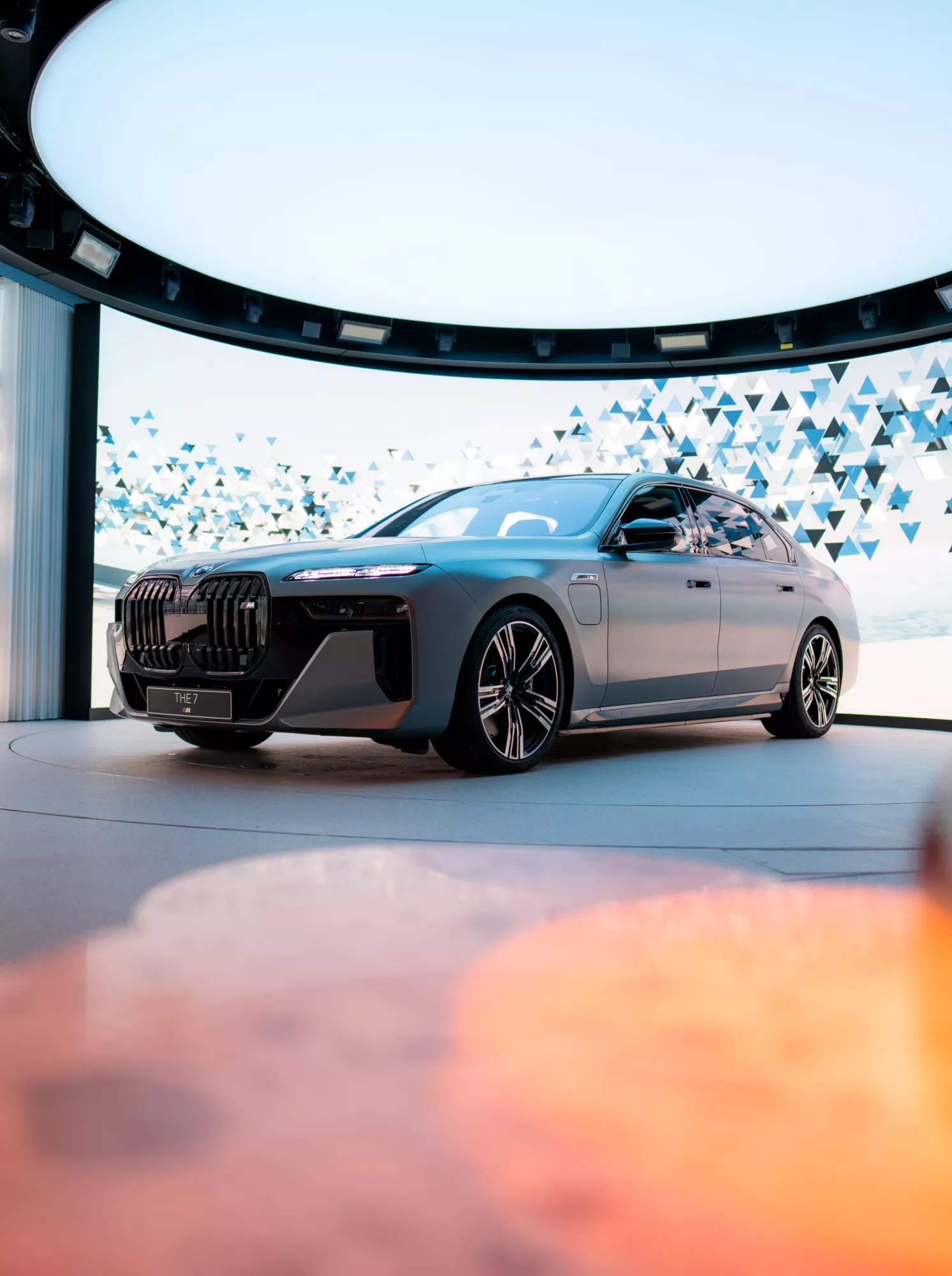Woman arrives at BMW Welt with the Chauffeur Service