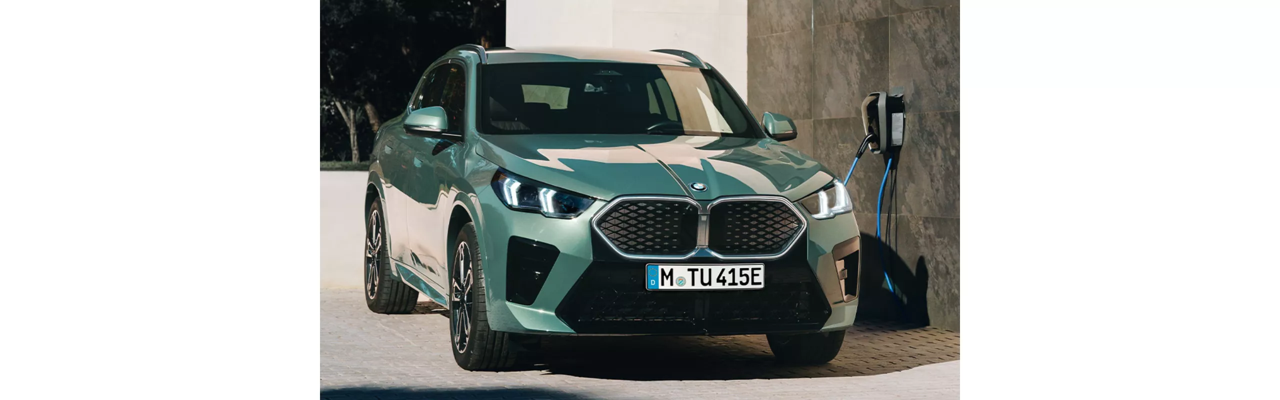 BMW iX2 xDrive30