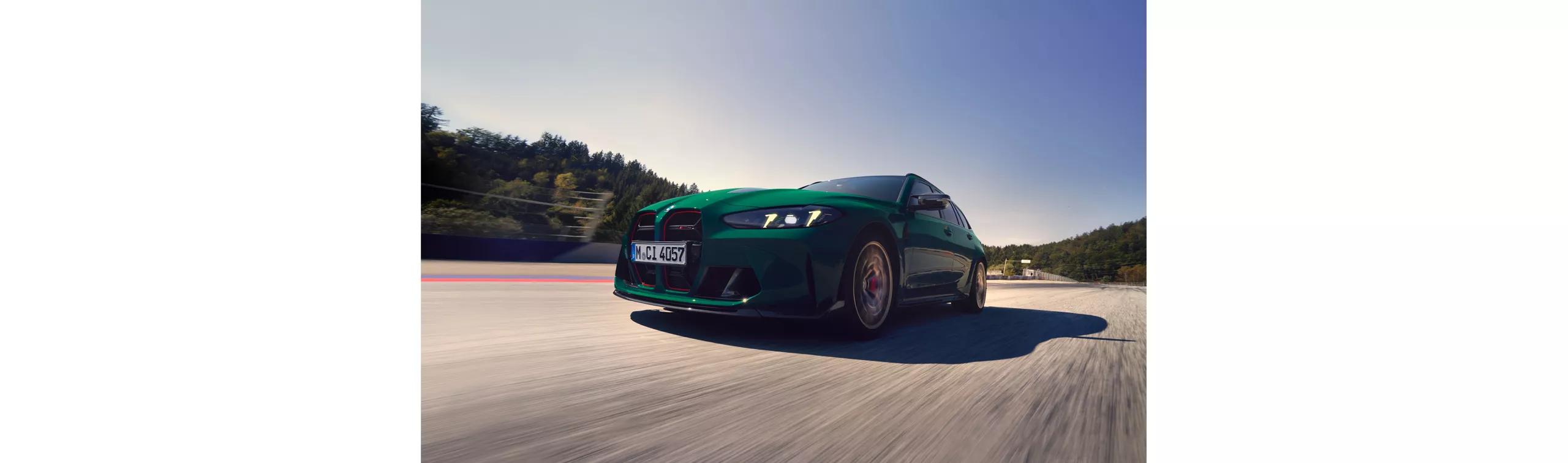 BMW M3 CS ツーリングを鈴鹿サーキットで体感。 