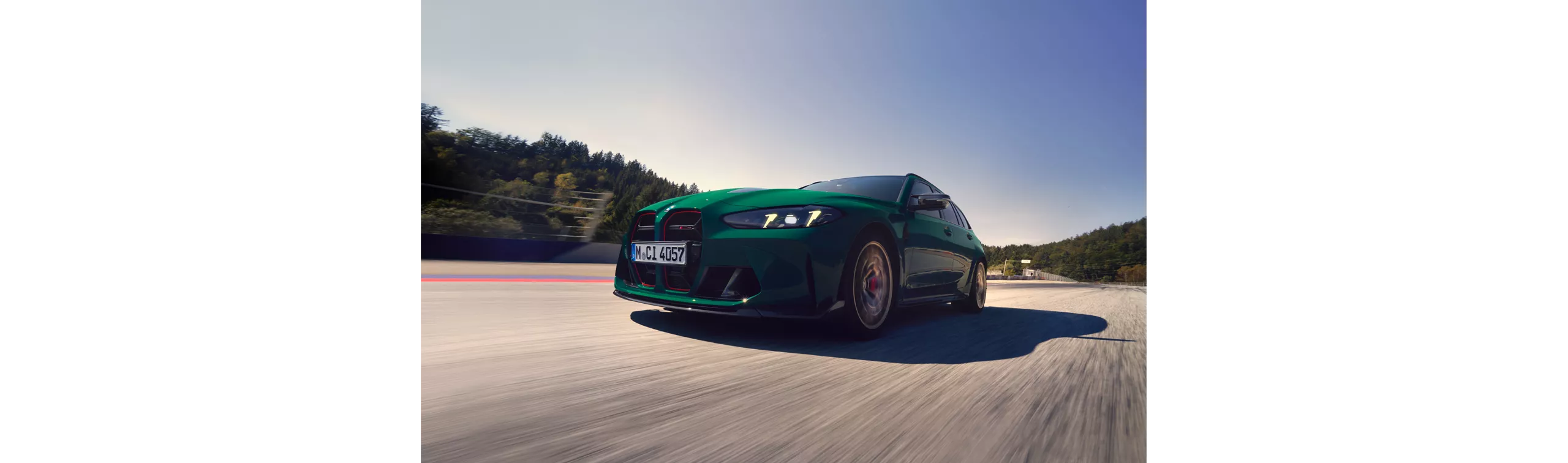 BMW M3 CS ツーリングを鈴鹿サーキットで体感。 