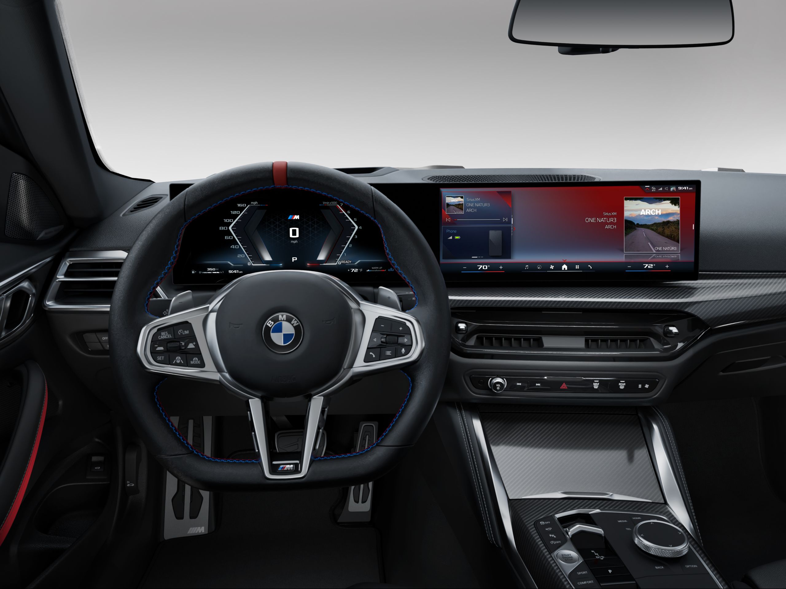 Modern instrument cluster on the BMW M440i Convertible