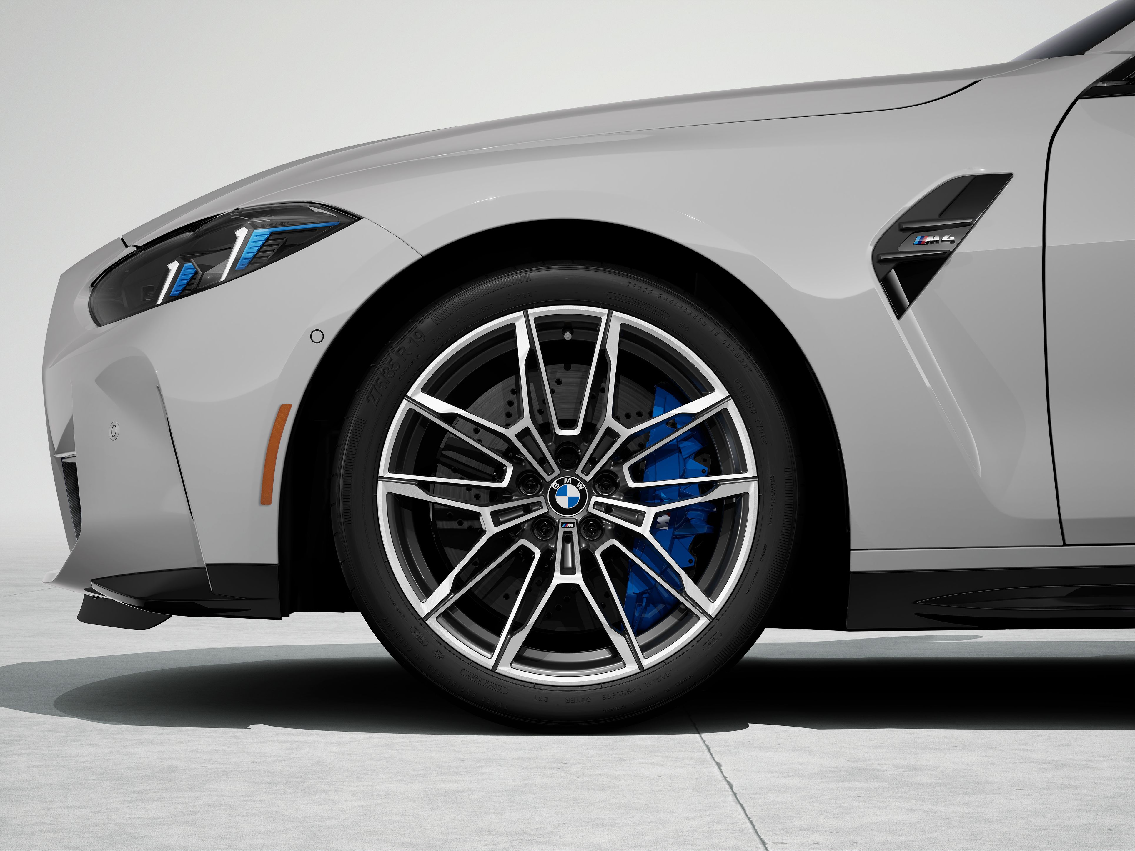 Adaptive M Suspension on the BMW M4 Coupe