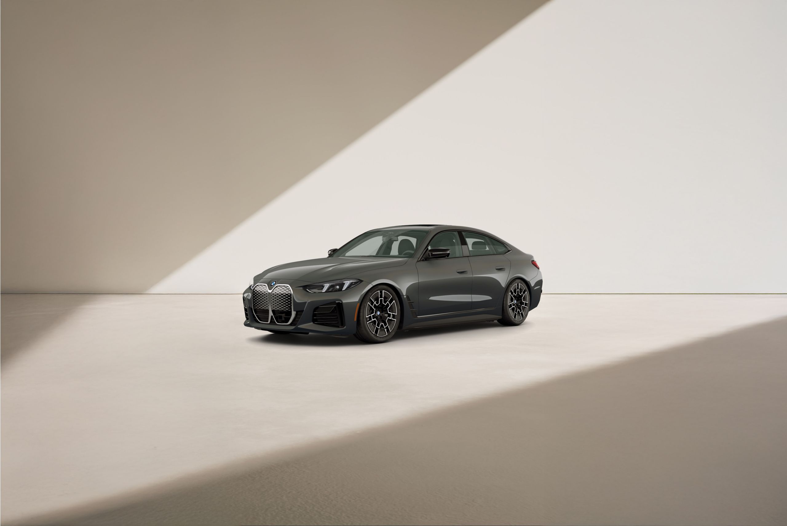 Exterior of the BMW Coupe in Dravit Grey Metallic