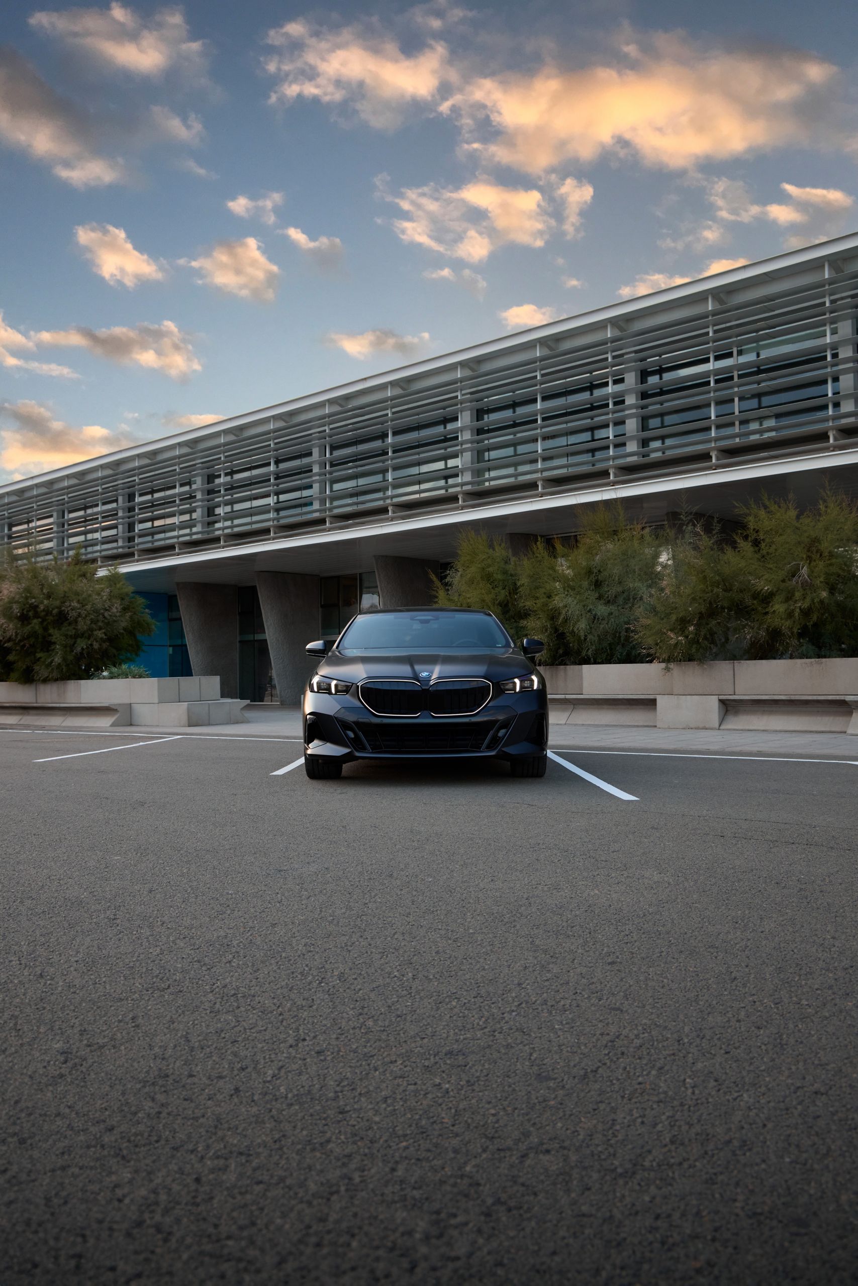 Illuminated BMW kidney and headlights of the BMW 5 Series Sedan Plug-in Hybrid