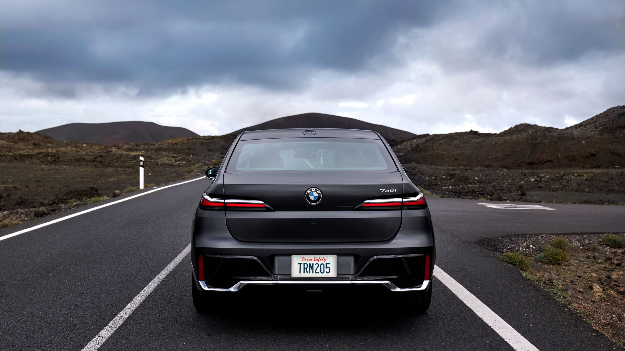 BMW 7 Series Sedan rear design