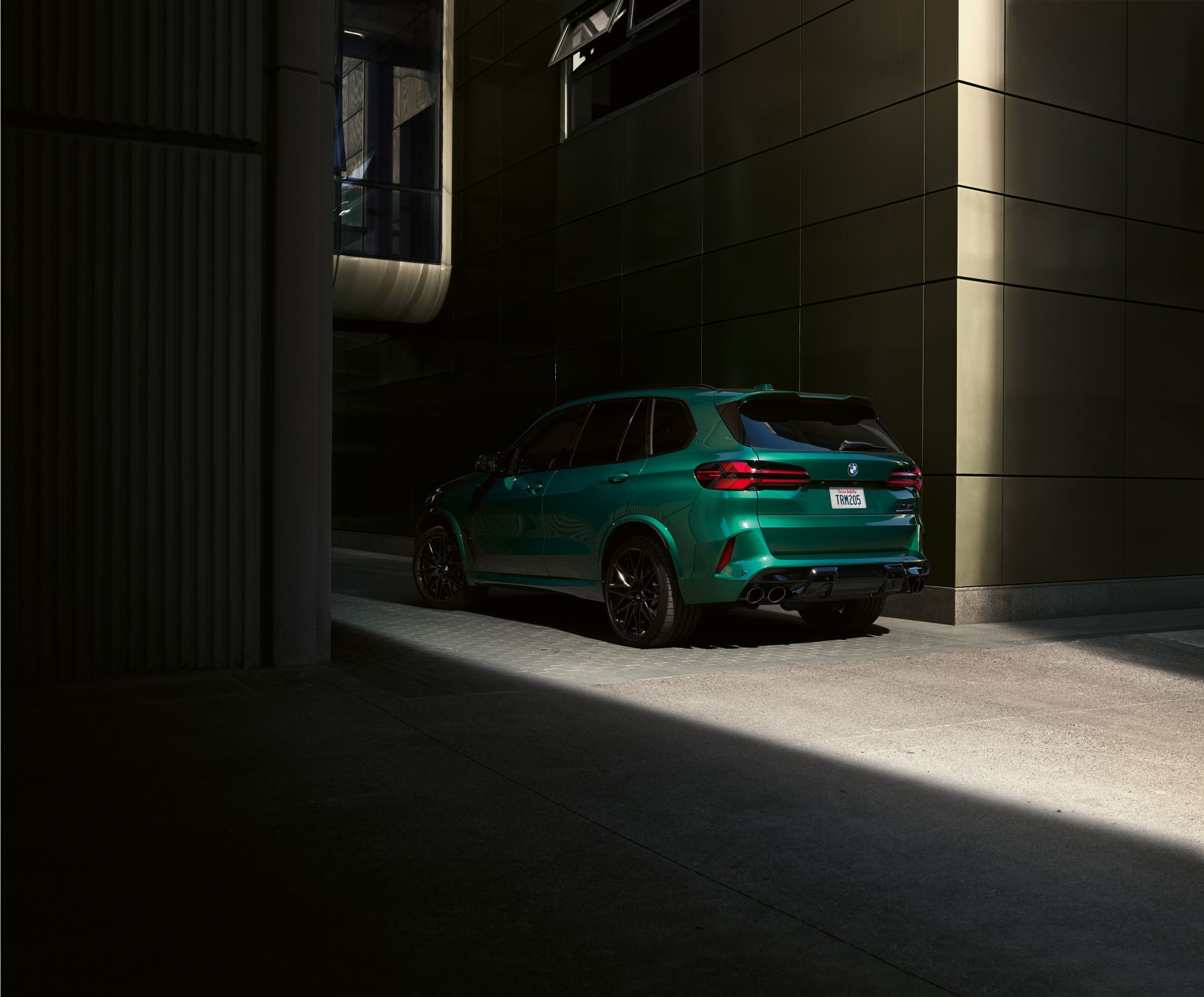 BMW X5 M Competition BMW M sports exhaust system